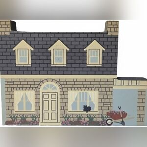 Shepherdstown, West Virginia - Playhouse - The Cat's Meow